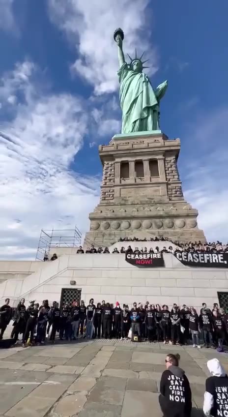 😎🇺🇸🦅. Protest against the Zionists of Israel.