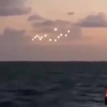 VARIOUS UFOS ON TOP OF THE SEA WATCH THE VIDEO AND SHARE