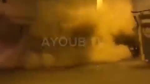 BREAKING🚨 Horrific moment of collapse of a house caught on security camera