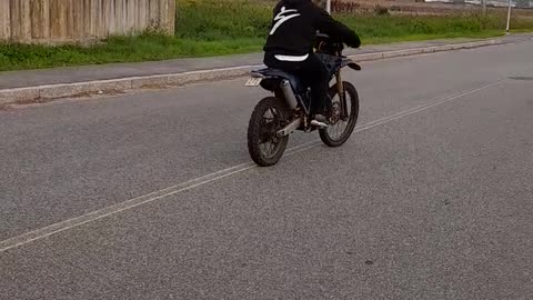 Tactical wheelie on a motorcycle