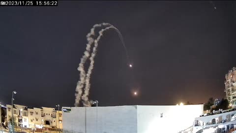 Arrow2s taking out missiles over Eilat