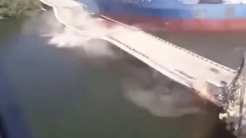 The bridge was knocked down by the huge ship