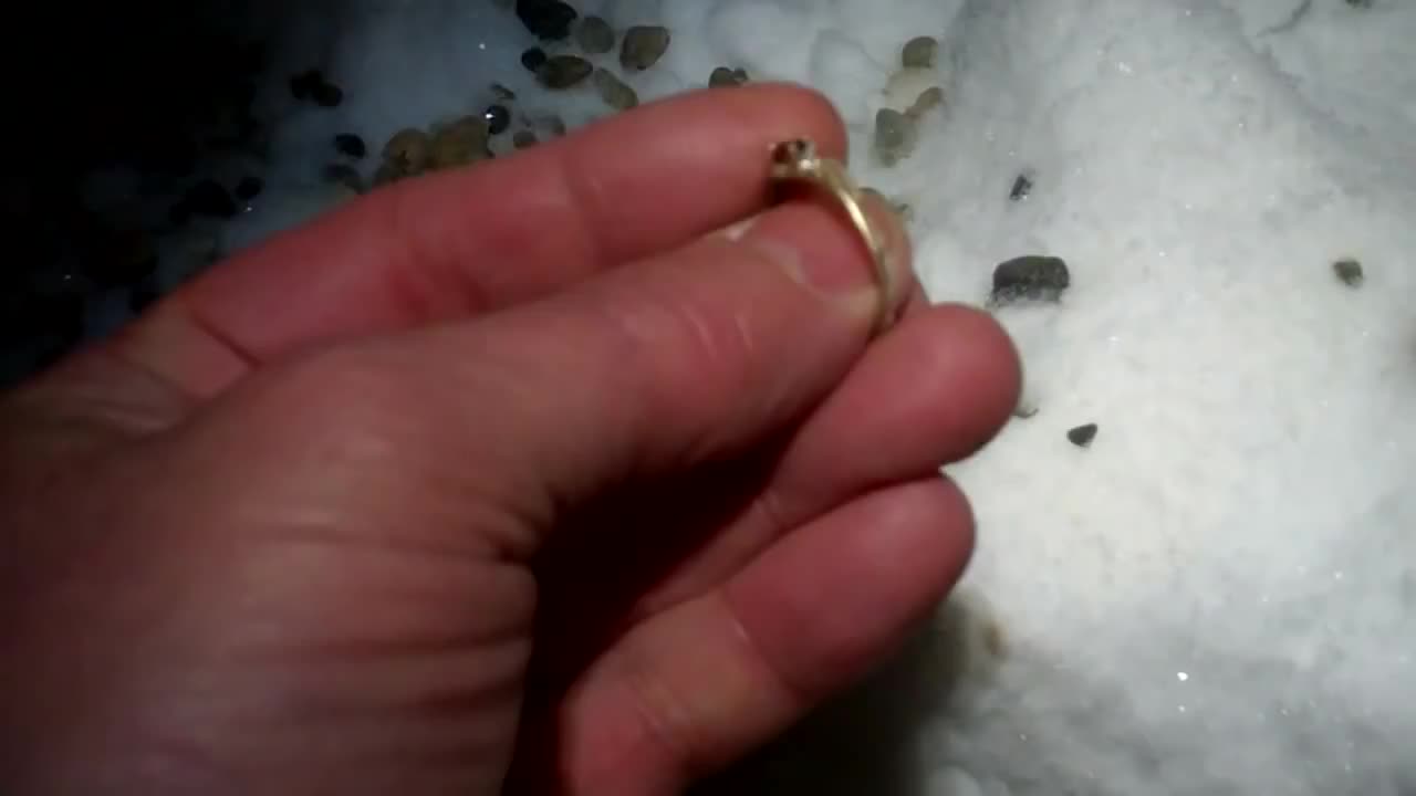 Season 2 , 159th hunt of 2012 , finding 10K at -22 F below zero