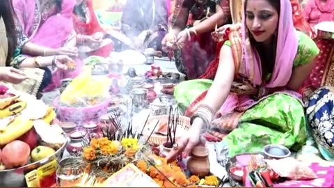 Karwa Chauth 2023 | आखिर क्यों करते हैं करवा चौथ पर चंद्रमा की पूजा।