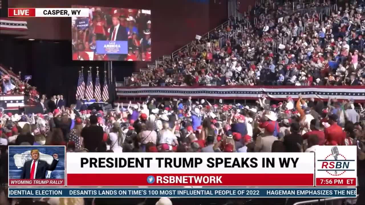 Crowd Goes Crazy After Trump's Patriotic Mic Drop