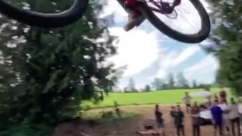 Best bike rider (follow me)