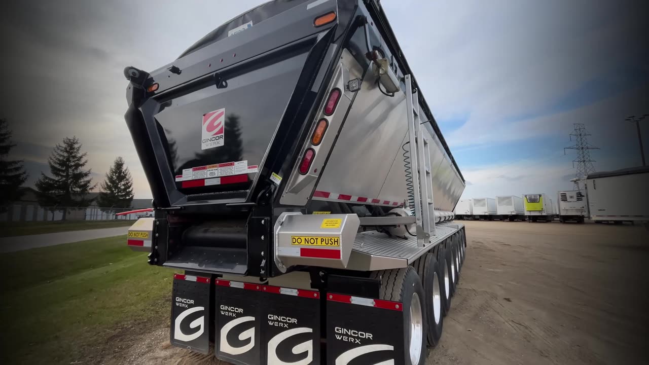 Gincor 8 Axle - Live Bottom Semi Trailer - Aero Electric Tarp