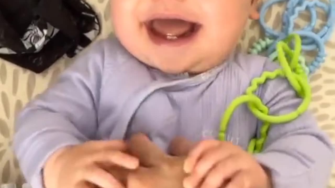Baby laughing 🤩🤩😛