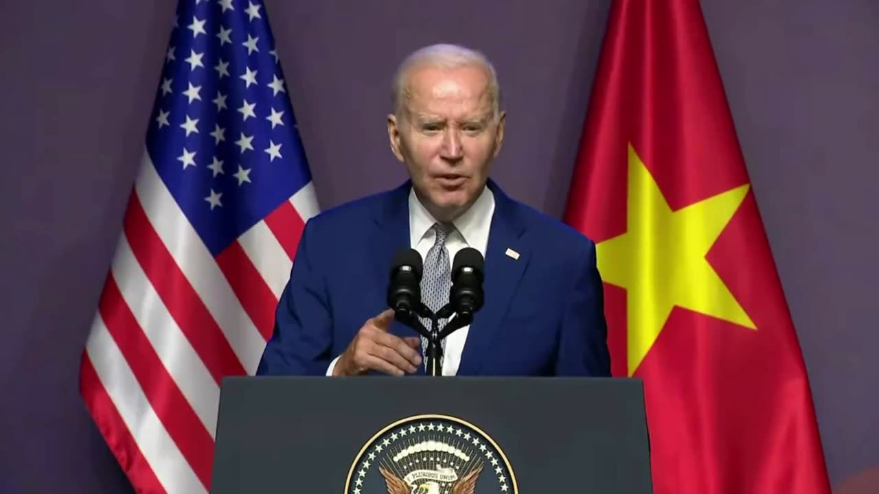 Rambling Biden cut off mid sentence by WH Spox