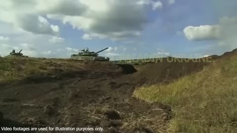 Surprising Tactic- Ukrainians trapped Russian mechanized battalion inside the trenches with drones!