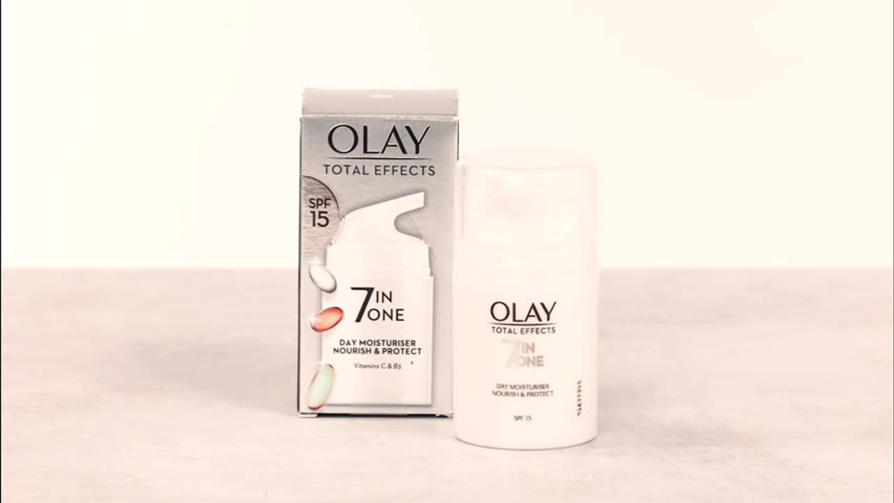 Olay Face Moisturizer Total Effects 7inOne Anti-Ageing Day Cream SPF15 with Vitamin B3 50g