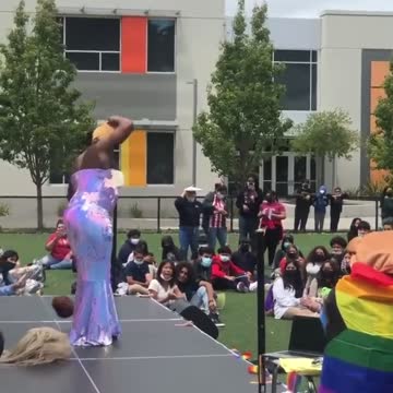 Drag Queen Named “Nicki Jizz” Performs For Middle School Students