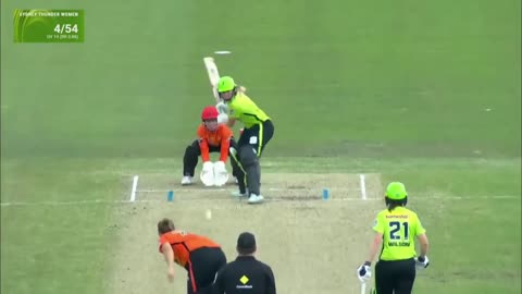 Scorchers make a statement with Thunder thrashing | WBBL|08