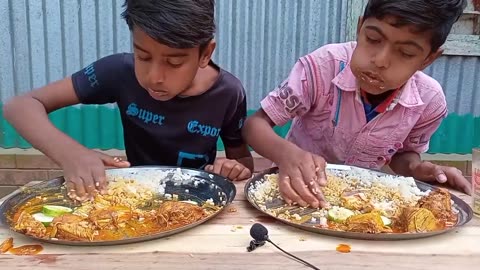 Spicy Chicken Curry Eating Challenge