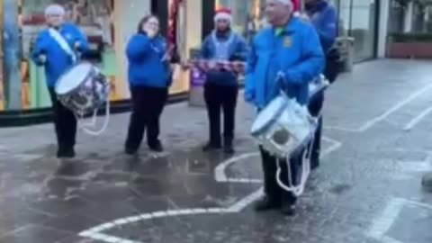 Christmas arrives jersey