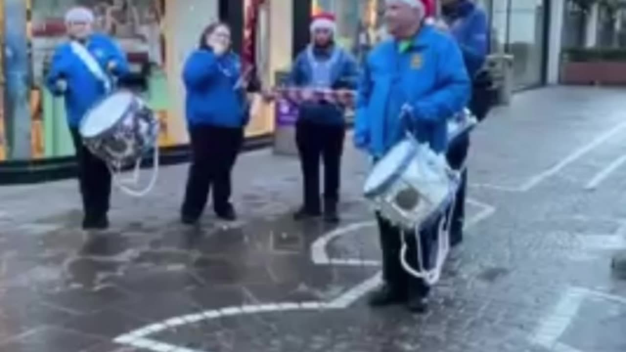 Christmas arrives jersey