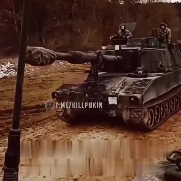 Ukrainians With M109 Paladin