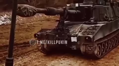 Ukrainians With M109 Paladin