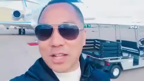20181006文贵先生视频²：马上起飞，去打枪，一秒钟5000发子弹的枪