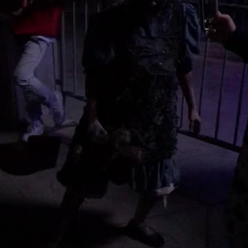 Creepy Girl at Magic Mountain Fright Night!