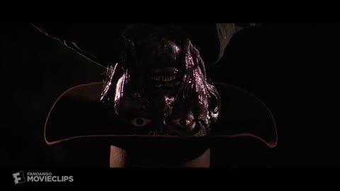 Jeepers Creepers 2 (2003) - The Creeper Creeps Scene (3/9)