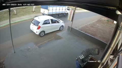 Attempted Robbery Quickly Thwarted