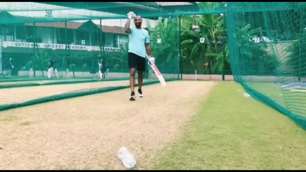 Cricketers Bottle Cap Challenge ft. Virat Kohli, Yuvraj Singh, Shikhar Dhawan and Jofra Archer