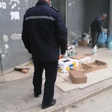 Aktivisti nxjerr VIDEO-n: Sekuestrohen 30 kokrra vezë, 5 kg sallatë dhe pras i freskët