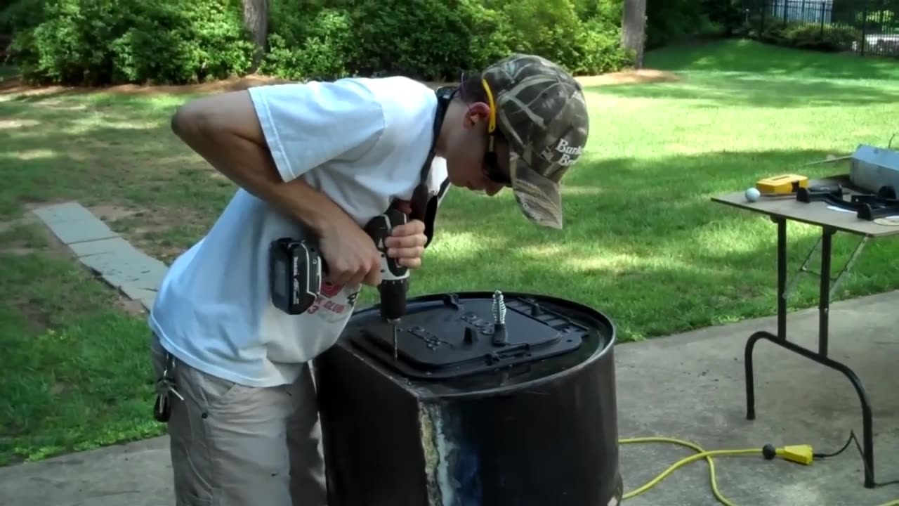 Making a cooktop stove out of a barrel