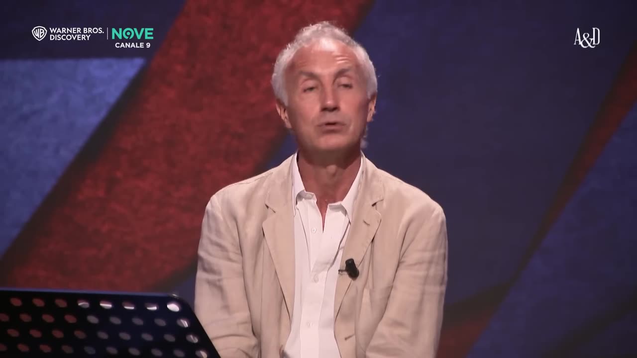 Marco Travaglio in tv su Lady Aspen Giorgia Meloni e i suoi parenti al governo MERDALIA💩UN PAESE DI MERDA COMPOSTO DA POLITICI CORROTTI E SCHIAVI DEI LORO PADRONI E DA UN POPOLO D'IDIOTI