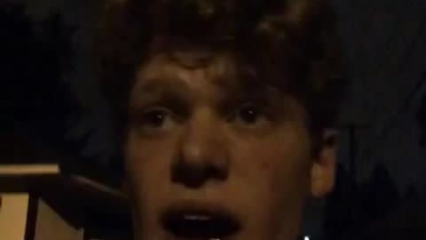 A delight - Vine by Karl From Online