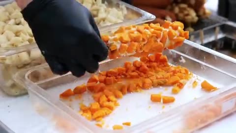 You Won’t Believe These Mouthwatering American Street Foods!