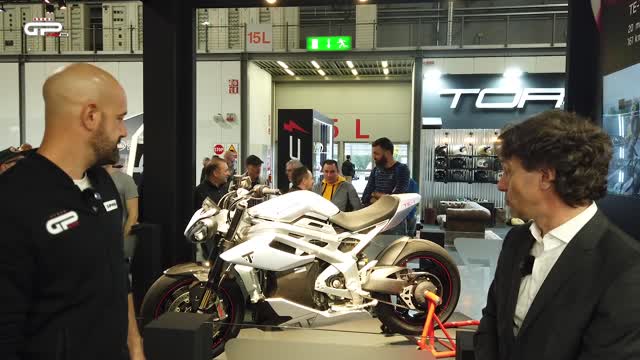 LIVE da EICMA - Triumph TE-1, il primo passo verso il futuro green in salsa British