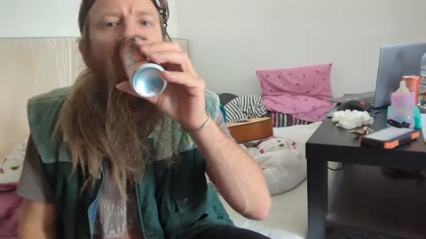 2023-05-22 (1) - test en 8K - Twitch Decheterie