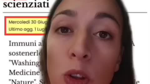 Sacerdoti in camice bianco