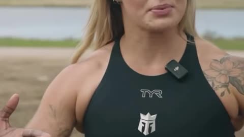 Dani Elle Speegle workout