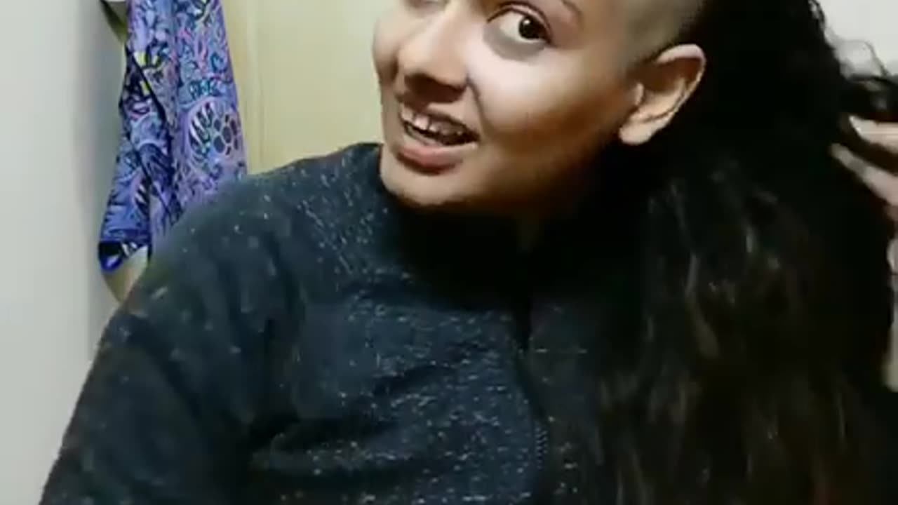 Actress shaves her head