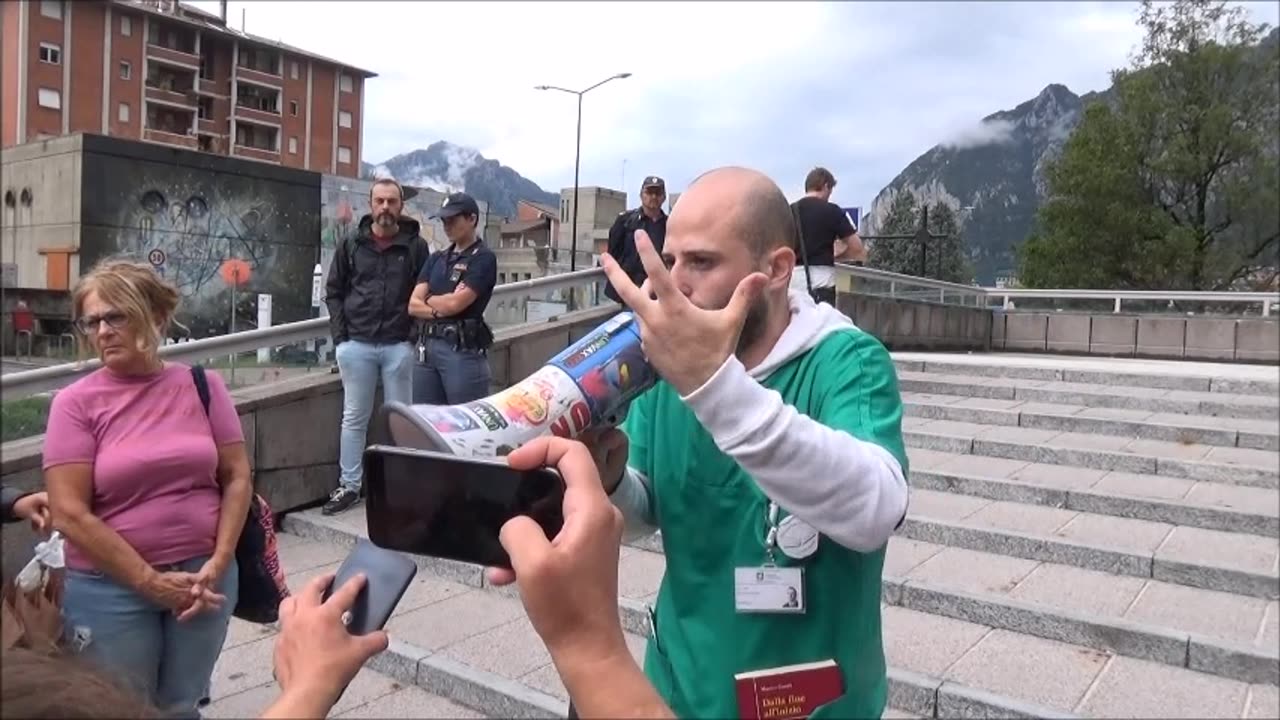 177 - 15 Settembre 2023 - Lecco - La Sanità non si vende, si difende.