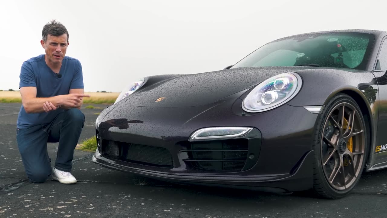 Race between a F1 VS GP Moto VS 1400HP Porche!!!!