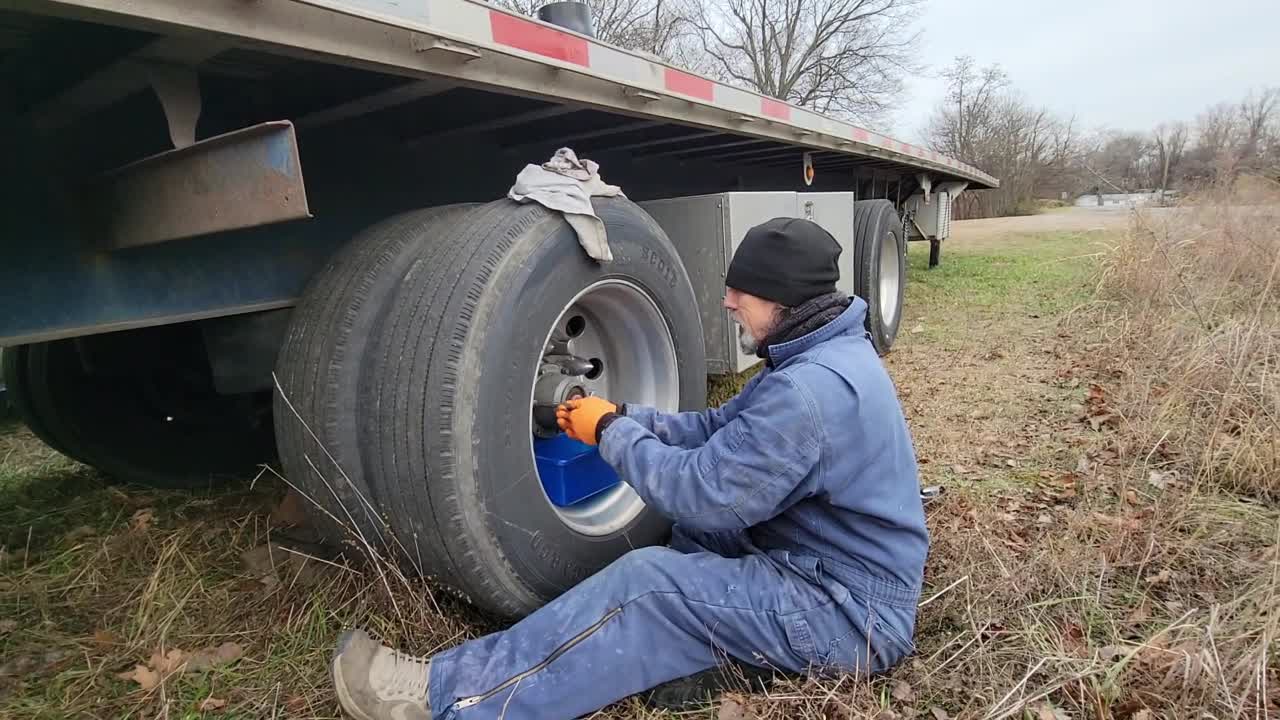 "YOU MUST BE MECHANICALLY INCLINED." (And bring your TOOLS!)