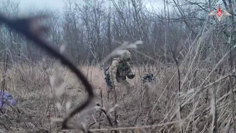 Russian Reconnaissance units eliminate AFU infantry using quadcopters with drop mechanisms