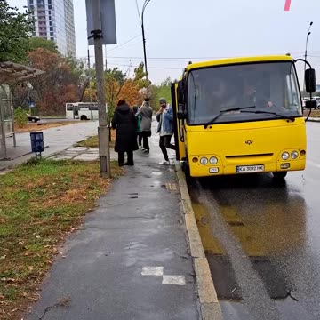 A driver taught rude passengers a lesson