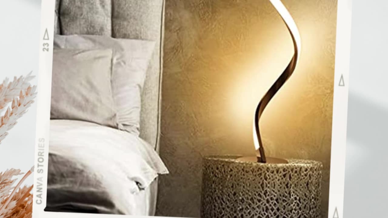 Small table lamp 2023