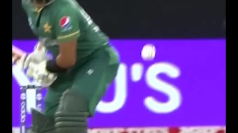Virat Kohli vs Babar Azam cover drive ❤️