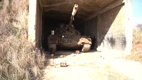 Attached is footage of a Syrian tank confiscated by the 474th Brigade: