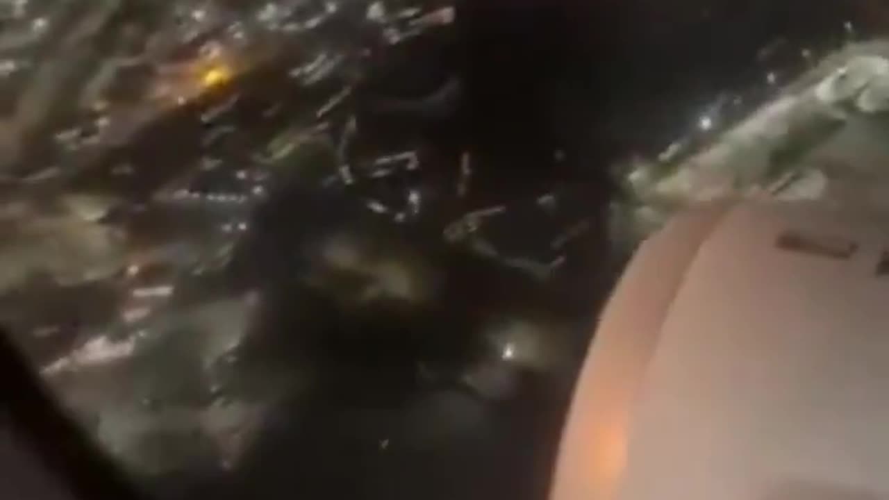 Frightening footage when a passenger on board a American Airlines captured