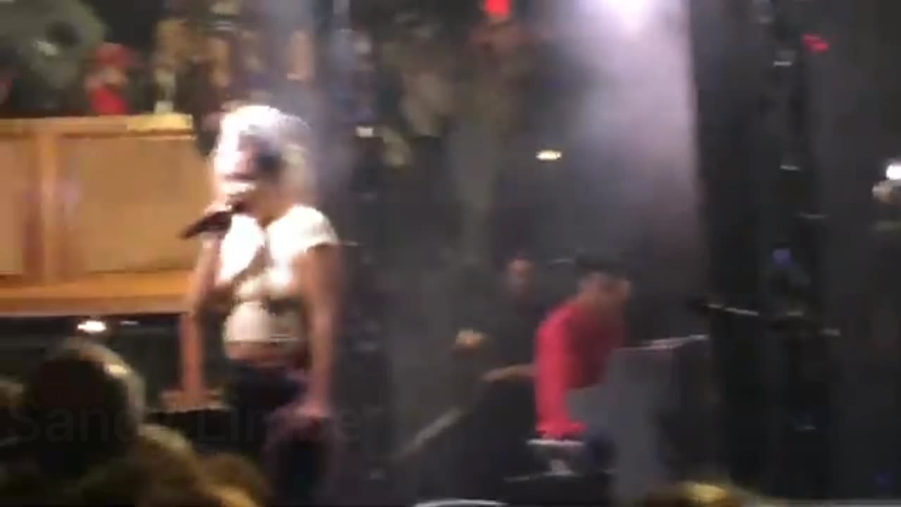 Lily Allen Hard Fall With TRUTH SOCIAL and Rumble
