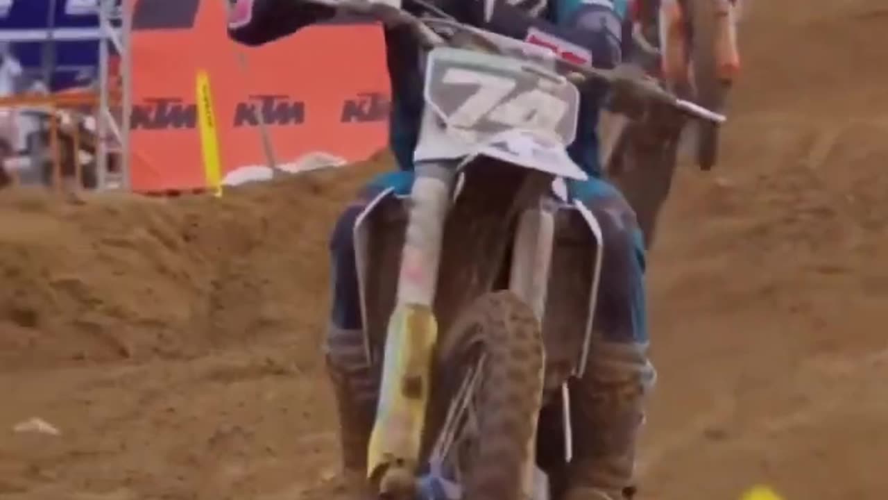 On the style π₯ #motocross #mxgp #ΠΌΠΎΡΠΎΠΊΡΠΎΡΡ #