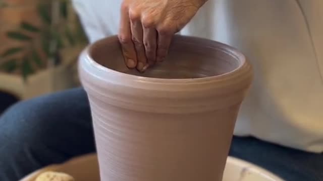 Decided to keep this one #pottery ##satisfying##asmr