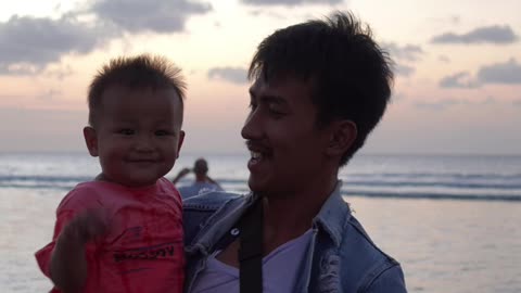 Anak pertama goyangan mama papa